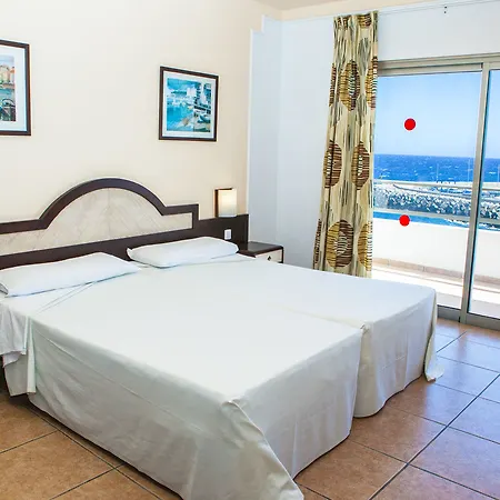 Aguamarina Golf Hotel